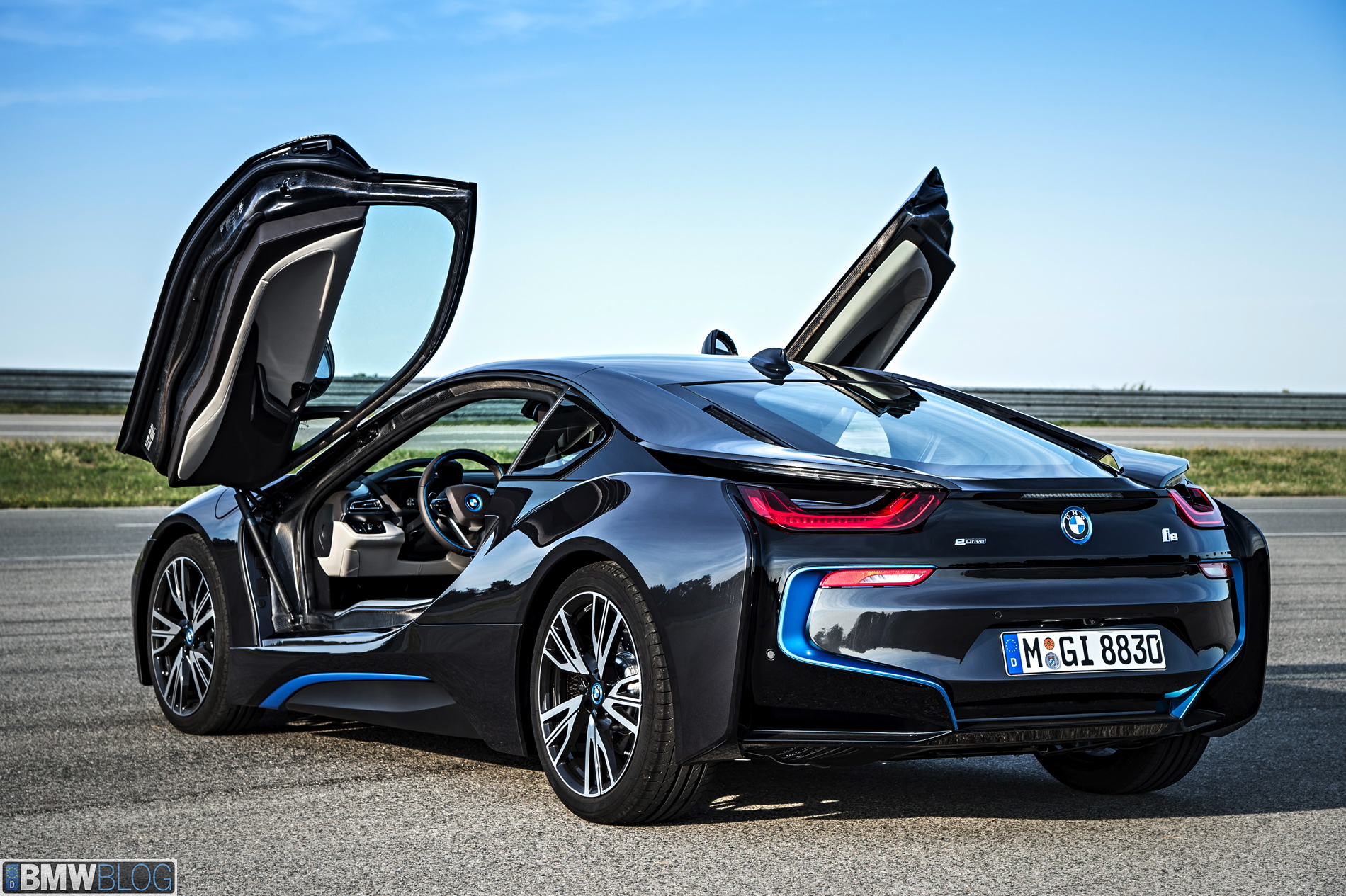 2014 bmw i8 wallpapers 42 750x499 Video: BMW i8 in detail. Performance