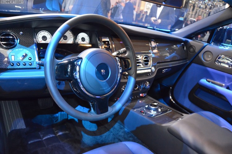 Rolls Royce Wraith Black Badge 2016 Genf Autosalon Live 14 750x497