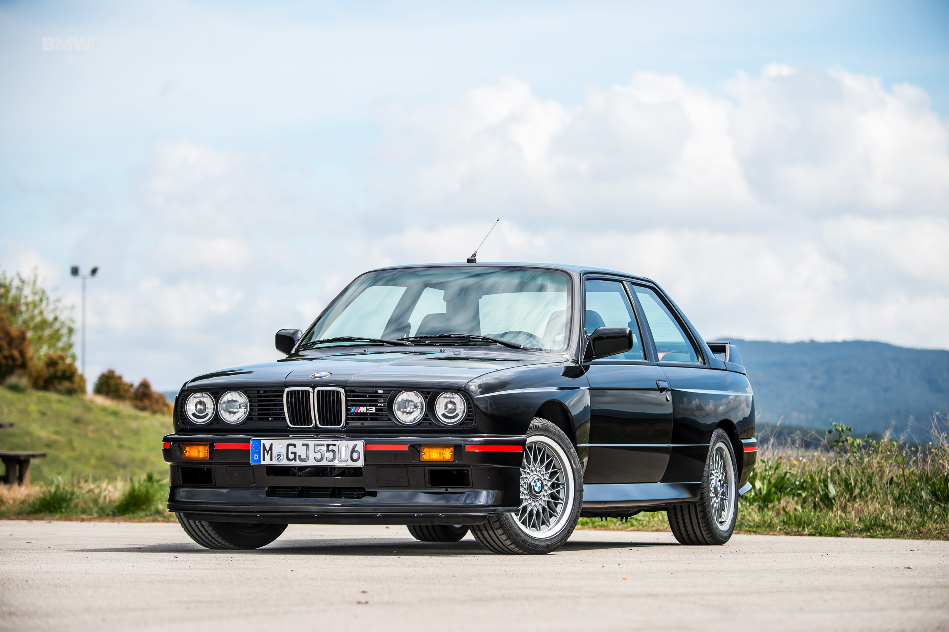 Hasil gambar untuk BMW E30 M3