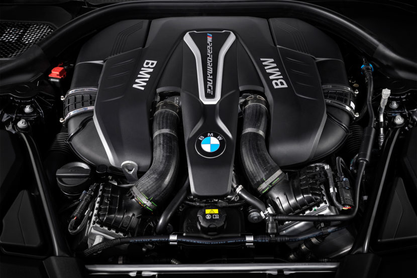 2018 BMW M550i xDrive engine 01 830x553