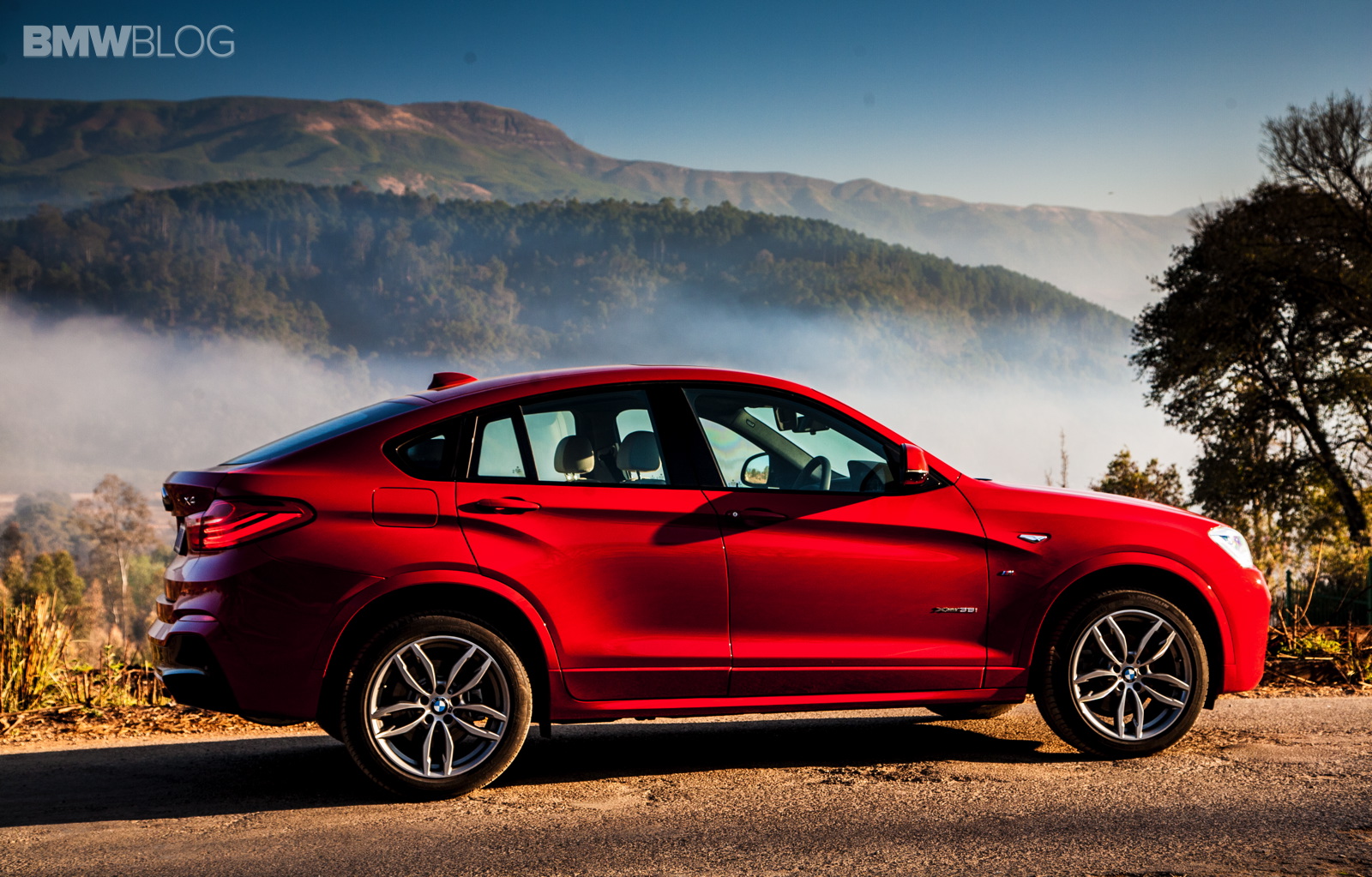PHOTO GALLERY: BMW X4 xDrive35i M Sport Package in Melbourne Red