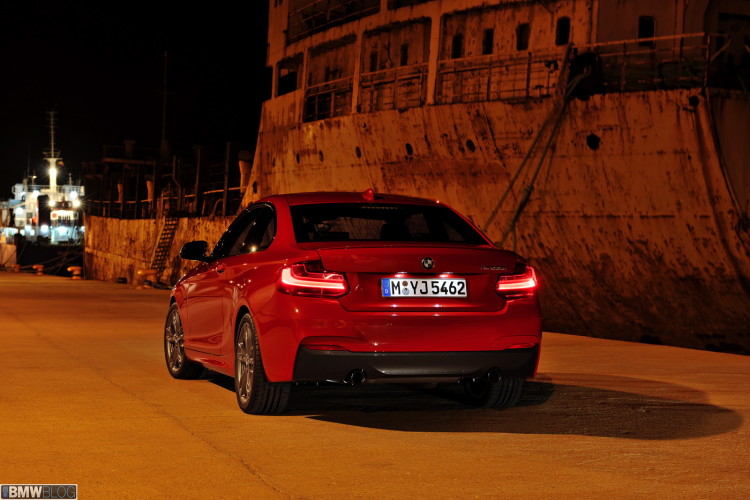 BMW 2 Series Coupe - VIDEOS