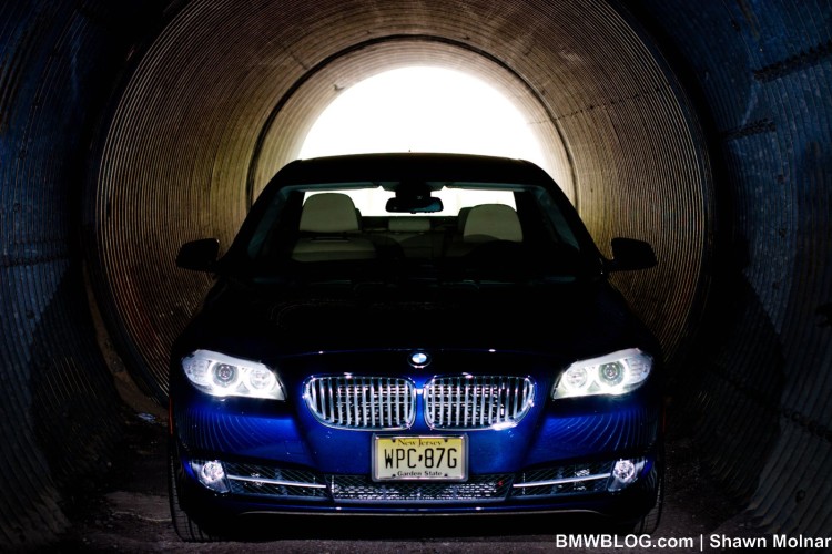 BMWBLOG Drive Review: 2011 BMW 550i – Survival of the Fittest