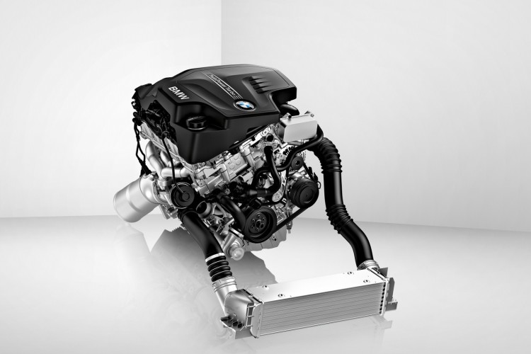2012 BMW 528i gets the 2.0 liter four-cylinder N20 engine