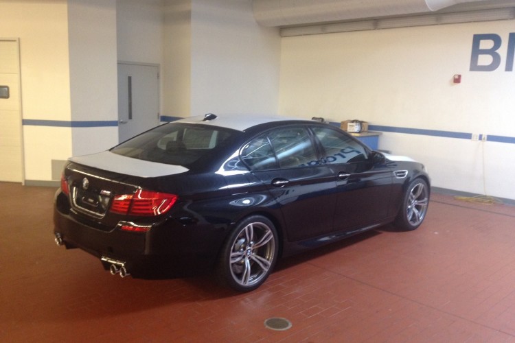 2013 BMW M5 arrives at U.S. dealerships