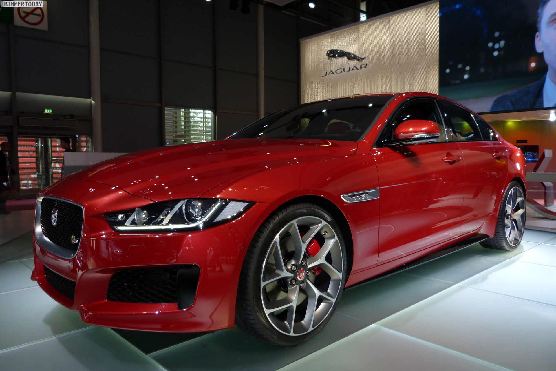 2014 Paris Motor Show: Jaguar XE, a 3 Series competitor, makes its debut