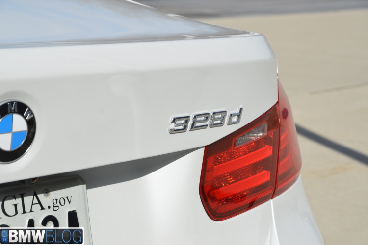 BMW 328d Review by Automotive Rhythms