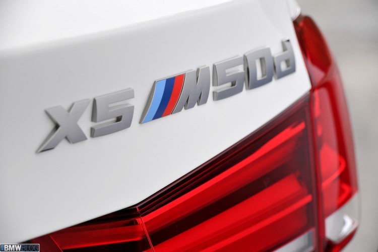 Video: BMW X5 M50d Versus Bentayga Diesel Acceleration Showdown