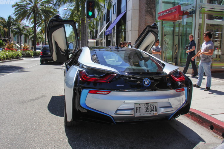 2015-bmw-i8-drive-review-03