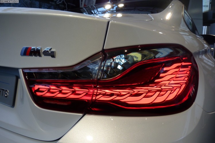 BMW-M4-Iconic-Lights-Laser-OLED-Coupe-F82-Welt-2015-06