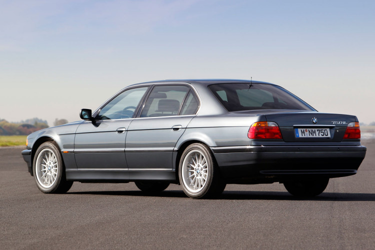 Check Out This E39 M5-Powered E38 BMW 7 Series on Cars and Bids