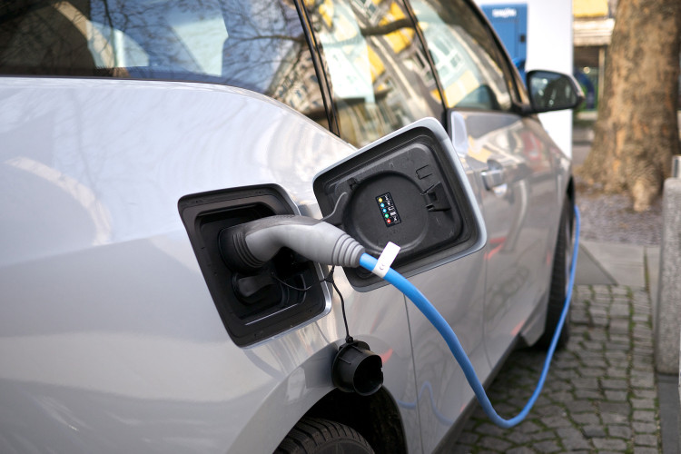 BMW announces two additional ChargeNow by EVgo public charging programs