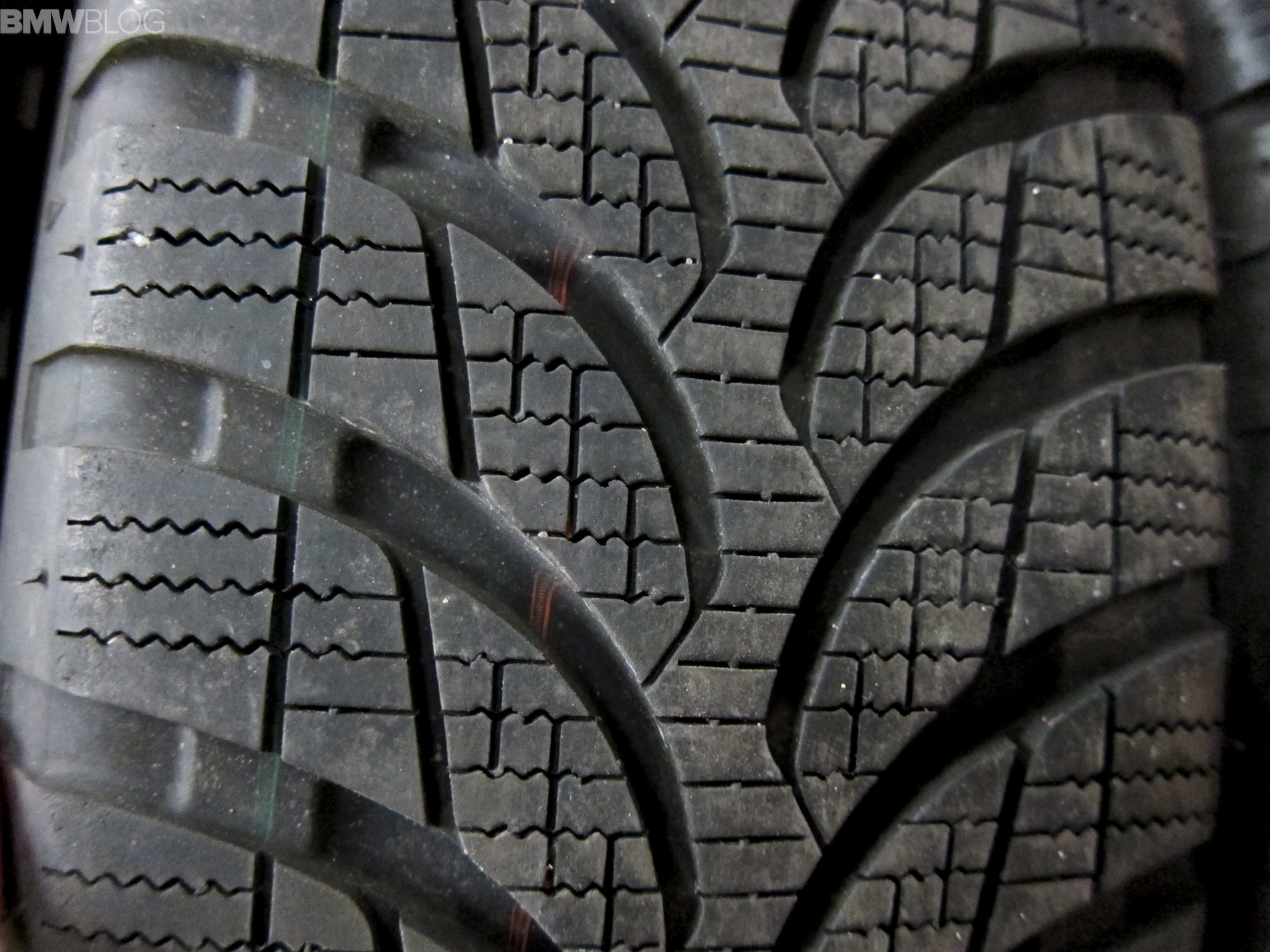 i3 Bridgestone Blizzak Review: Tires Nokian R2 vs. LM-500 BMW Winter Hakkapeliitta