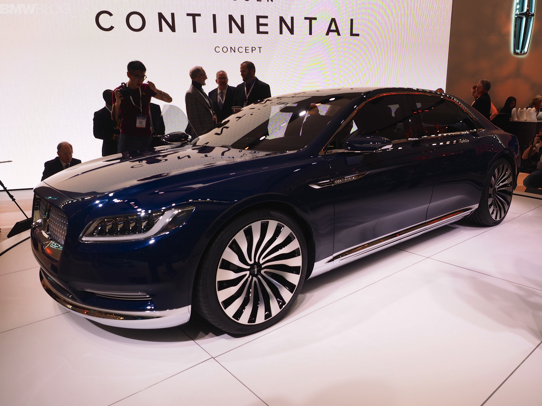 new lincoln continental 13