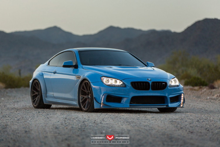 BMW 650i Coupe in Yas Marina Blue