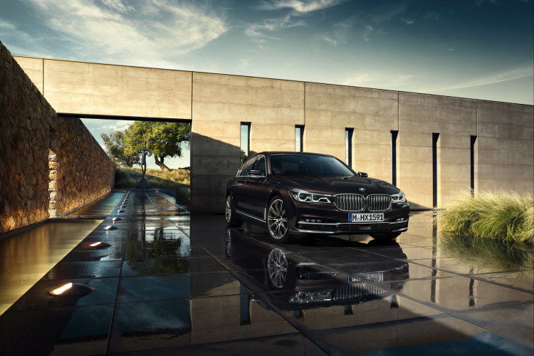 2016 BMW 7 Series - Wallpapers