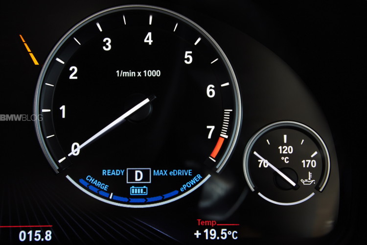 BMW-X5-eDrive-plug-in-hybrid-1900x1200-122