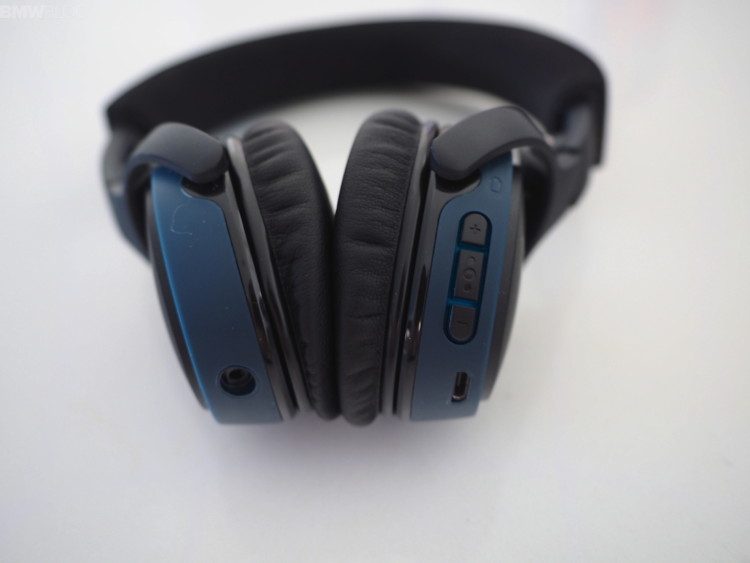 bose-soundlink-bluetooth-headphones-images-02