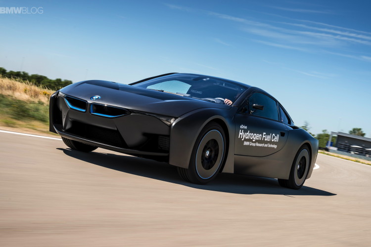 BMW i8 hydrogen fuel cell images 03 750x500