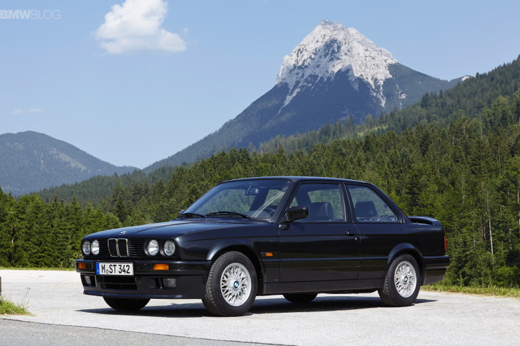 Watch this 230,000-mile E30 BMW 3 Series come back to life