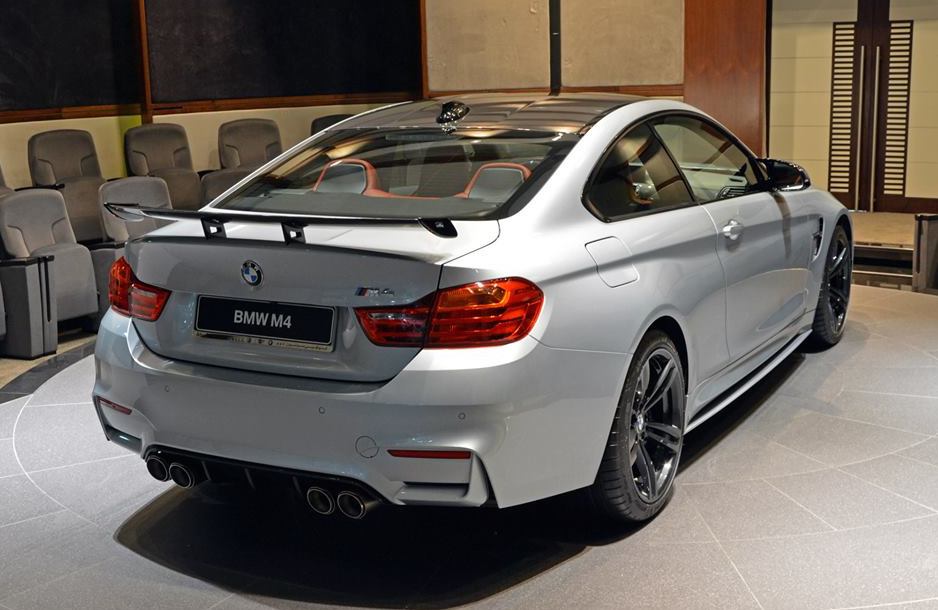 Custom BMW M4 0