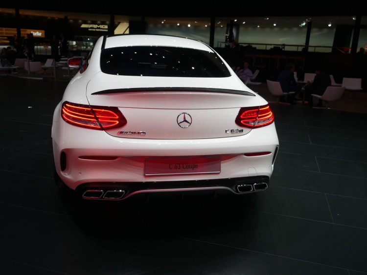 2016-Mercedes-Benz-C-Class-AMG-images-12