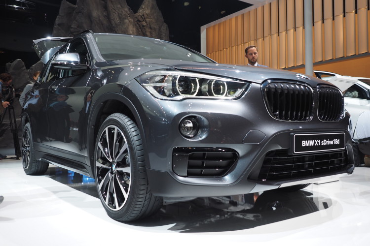 2015 Frankfurt Motor Show: New BMW X1 shines at the BMW booth