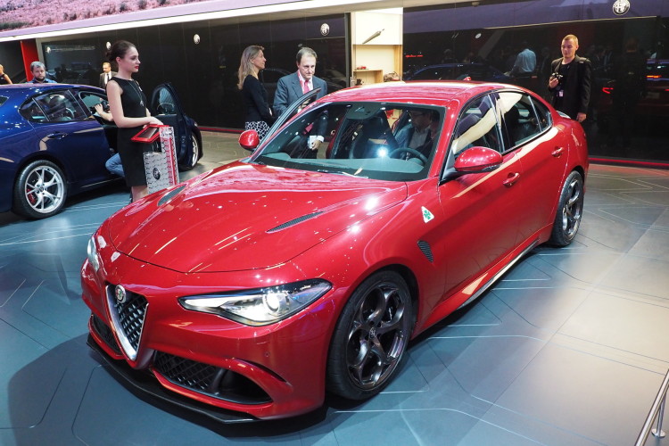 BMW M3's Alfa Romeo Giulia QV launches at 2015 Frankfurt Auto Show