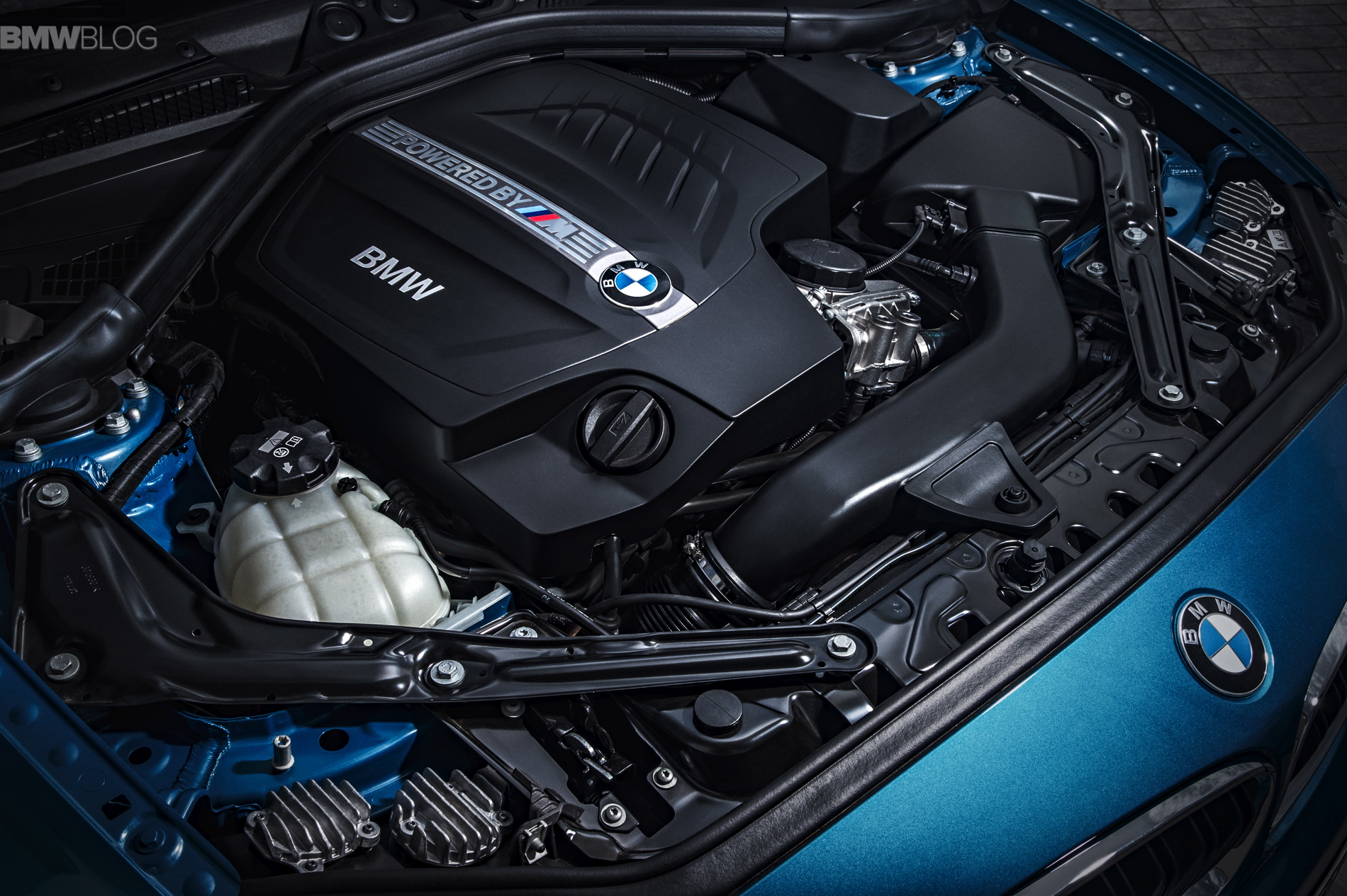 BMW M2 engine 01