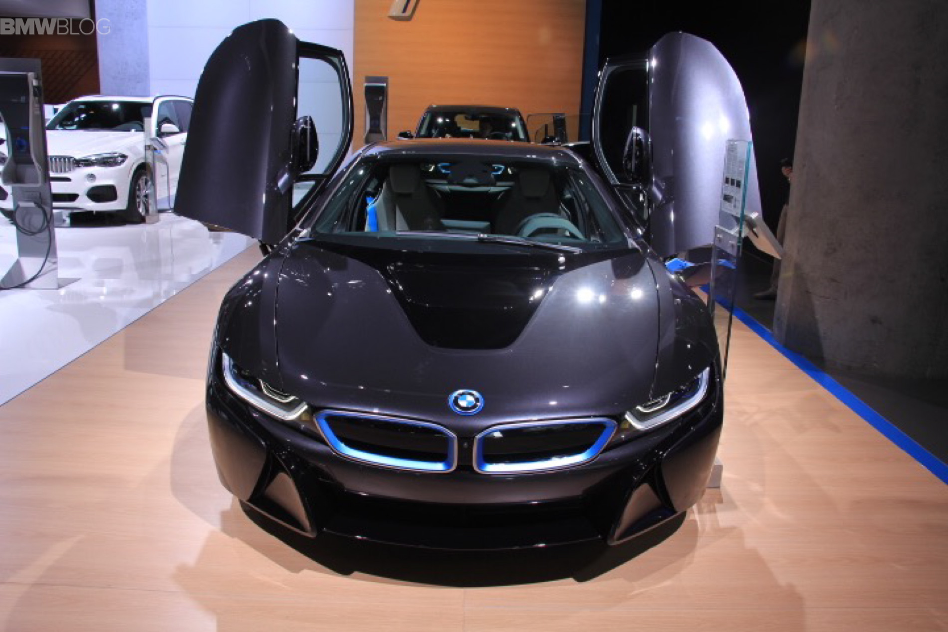 BMW i8 Laser Lights LA Auto Show 6