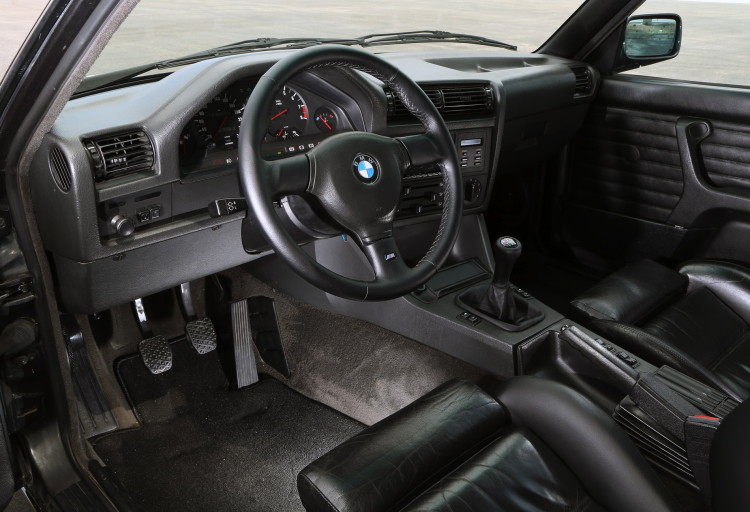 BMW M3 E30 photos 10 750x512