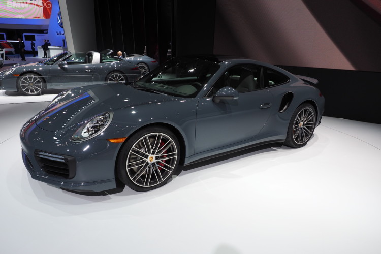 Porsche unveils new Porsche 911 and 911 Turbo at 2016 Detroit Auto Show