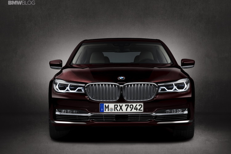 BMW M760i xDrive and BMW ALPINA B7 xDrive will debut at the 2016 New York International Auto Show