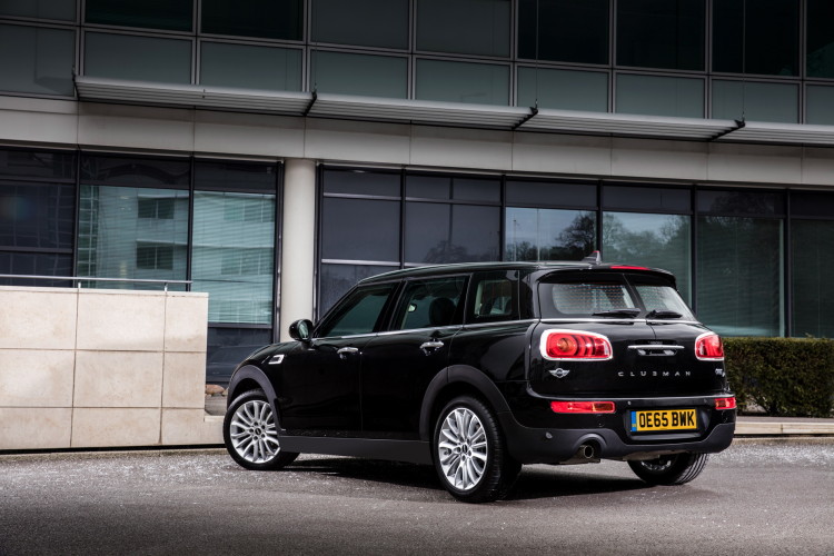 2016 MINI One D Clubman images 2 750x500