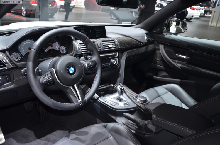 BMW-M4-F82-Coupe-Competition-Paket-2016-Genf-Autosalon-Live-25