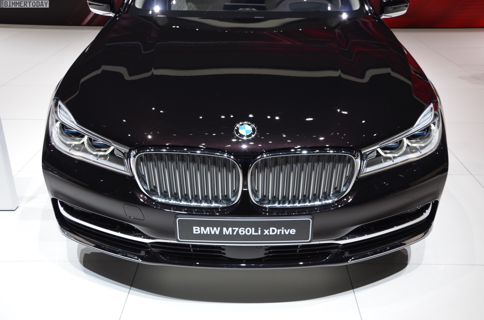 BMW M760Li G12 xDrive V12 Excellence 7er Individual Genf 2016 Live 151