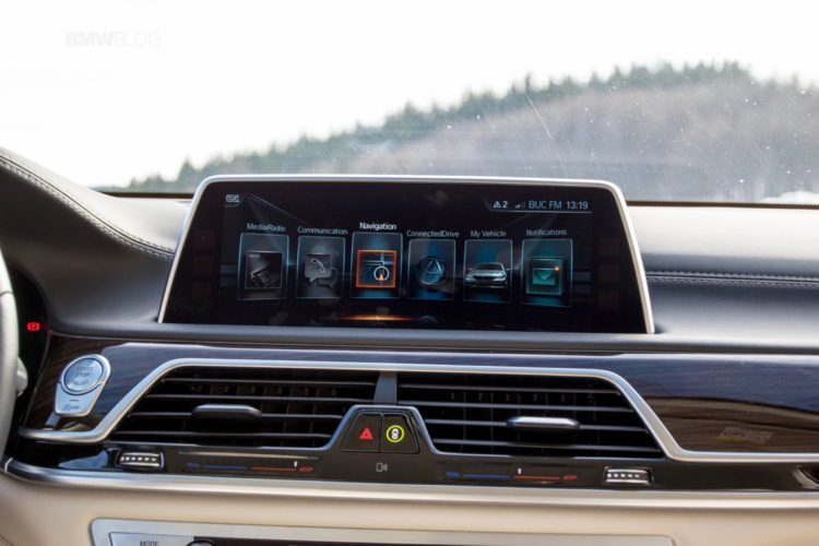 Apple CarPlay Coming to BMW X5 M and X6 M This Summer
