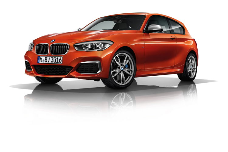 WORLD PREMIERE: BMW 140i Hatchback with more power