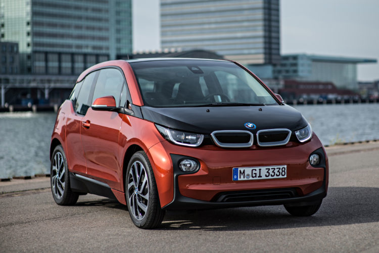 Pre-Owned BMW i3 is a carbon fiber, rear-engine BMW for less than $20,000
