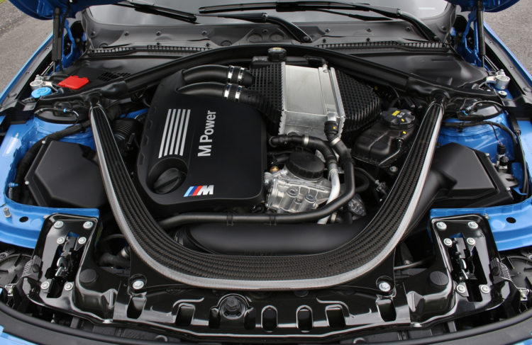 2016-bmw-m3-engine