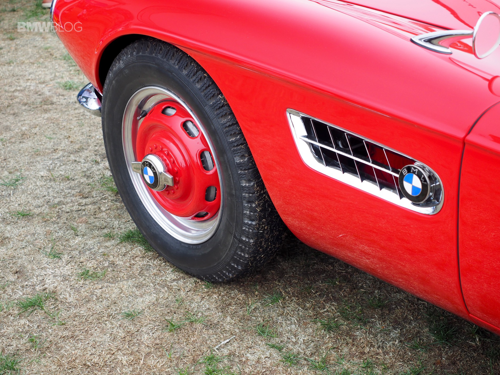 BMW 507 red 6