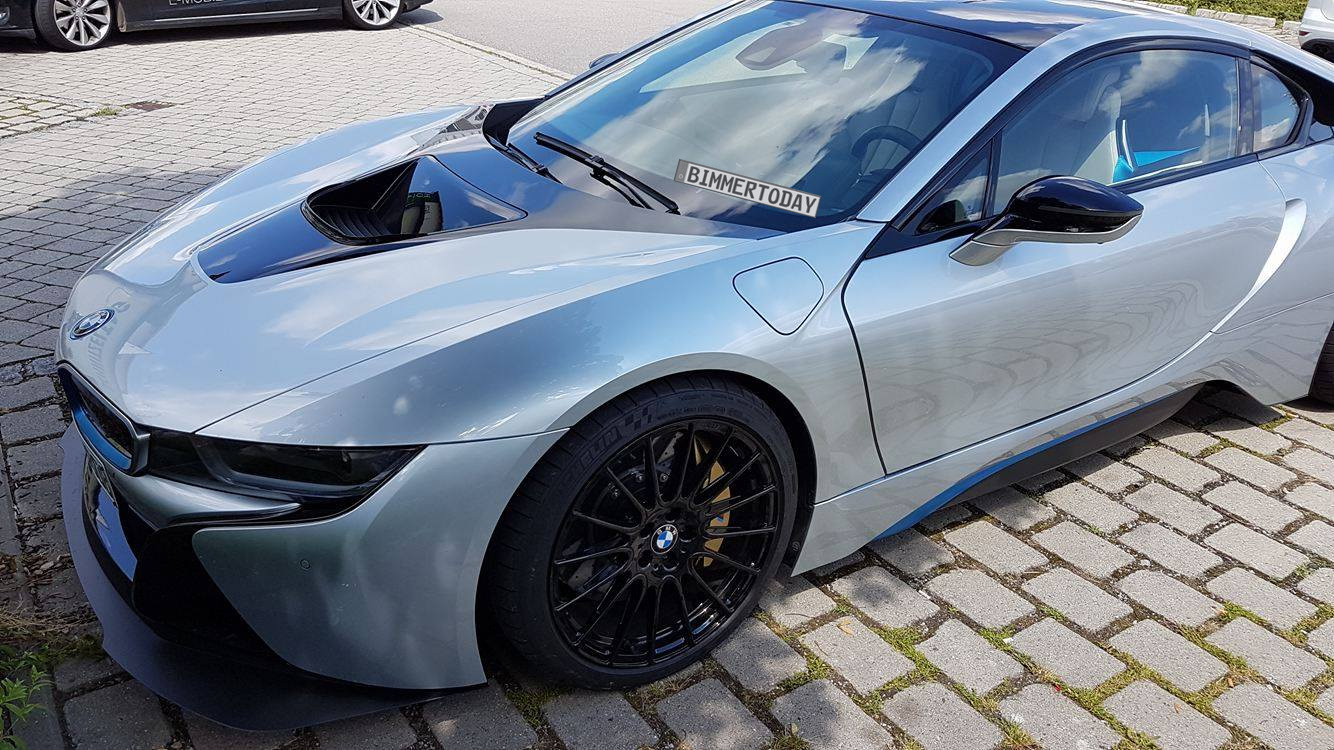 BMW i8 S Performance Prototyp Safety Car Formel E 10
