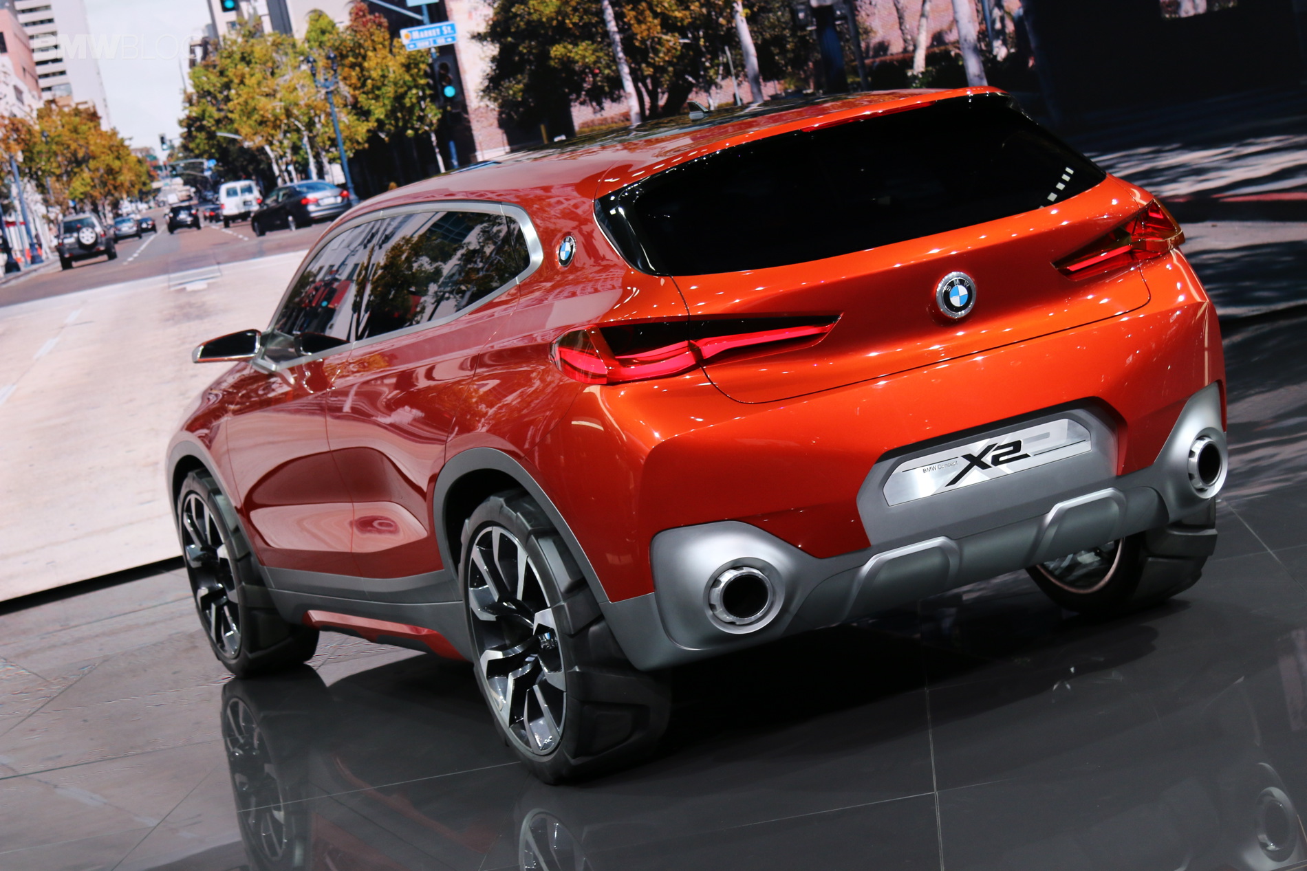 New BMW Concept X2 photos live from 2016 Paris Auto Show
