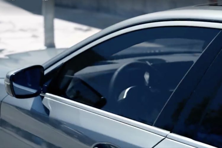 BMW-5er-G30-Remote-3D-View-Teaser-Video-02-750x500