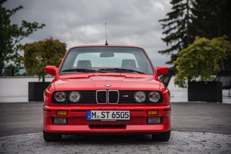 VIDEO: E30 M3 With 2JZ Swap Looks Terrifying at the Nürburgring