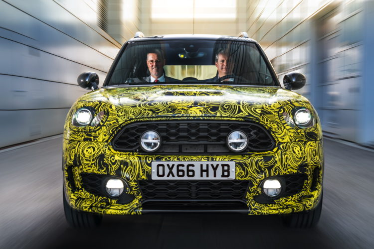 MINI Officially Announces Hybridization of Future Line-up