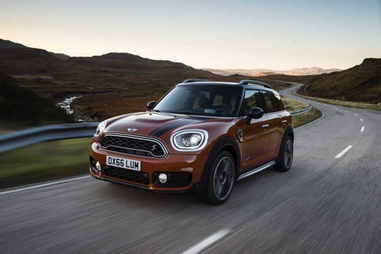 VIDEO: Carbuyer drives new MINI Countryman