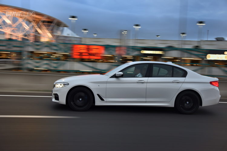 2017-BMW-540i-sDrive-19