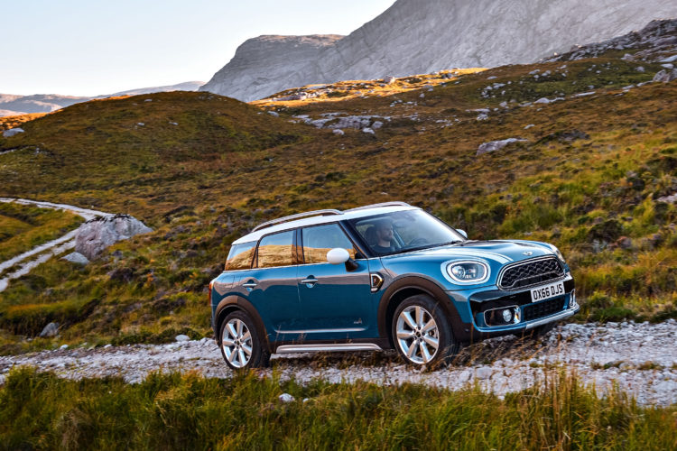 2017 MINI Countryman Pricing Will Start at $26,100 in the US