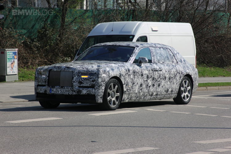 New Rolls-Royce Phantom to Be Unveiled This Year